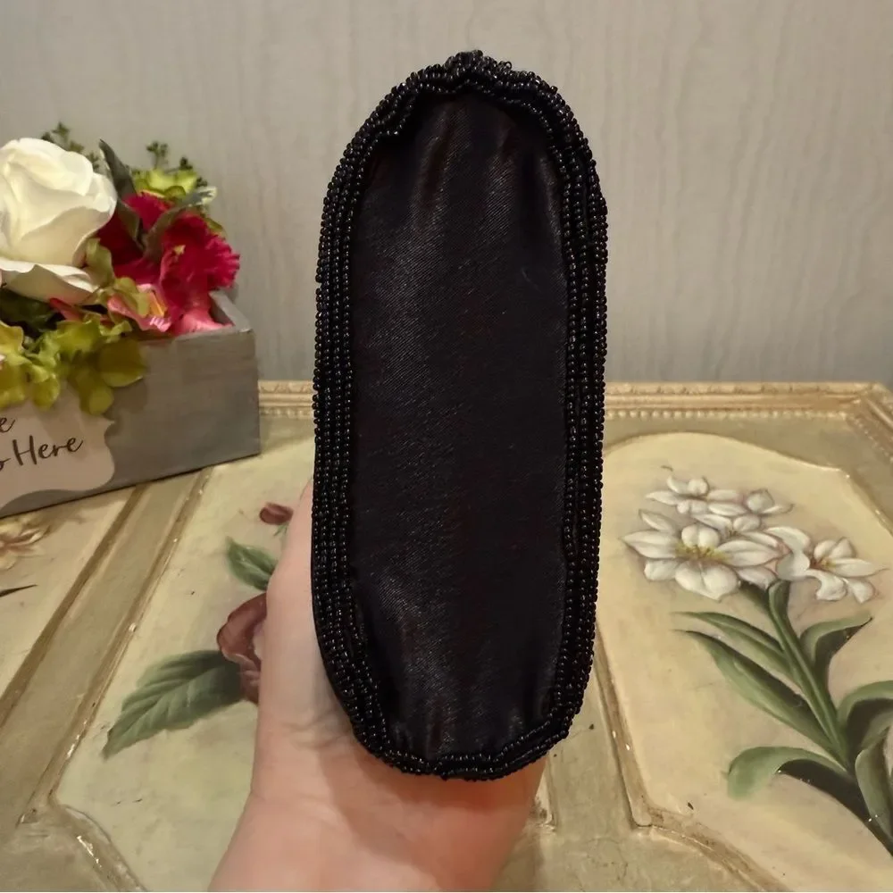 Heavily Beaded KISS Clasp Black Evening Bag Clutch Purse Wristlet Crossbody NWOT